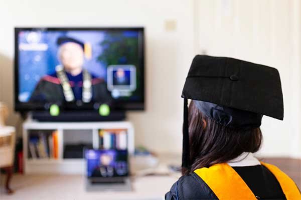 Study material and test series for written exams and SSB screening.